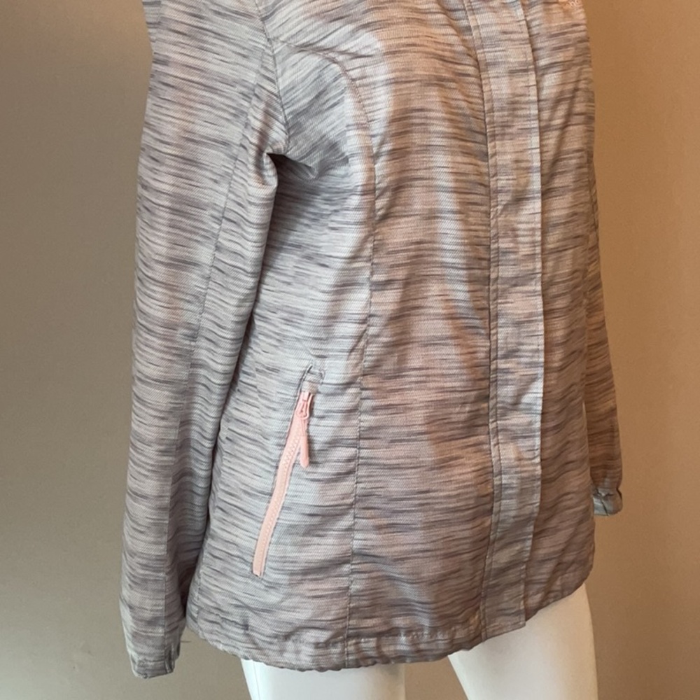 Reebok Lightweight Jacket - Picture 6 of 12